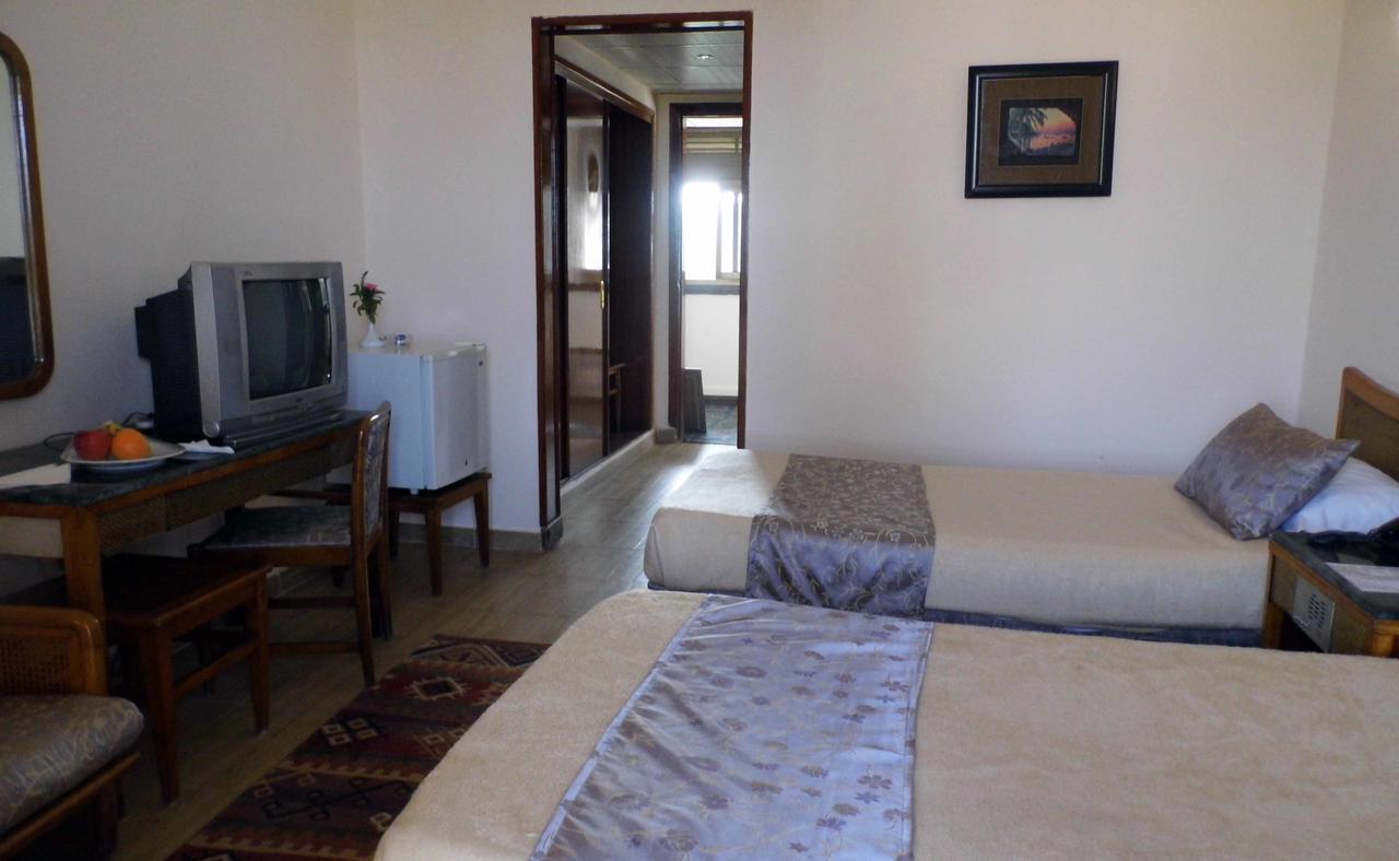 Mg Nefertiti Hotel Эль-Минья Экстерьер фото