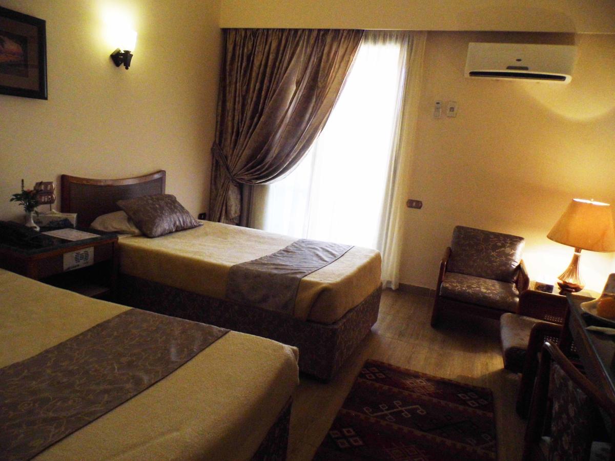 Mg Nefertiti Hotel Эль-Минья Экстерьер фото