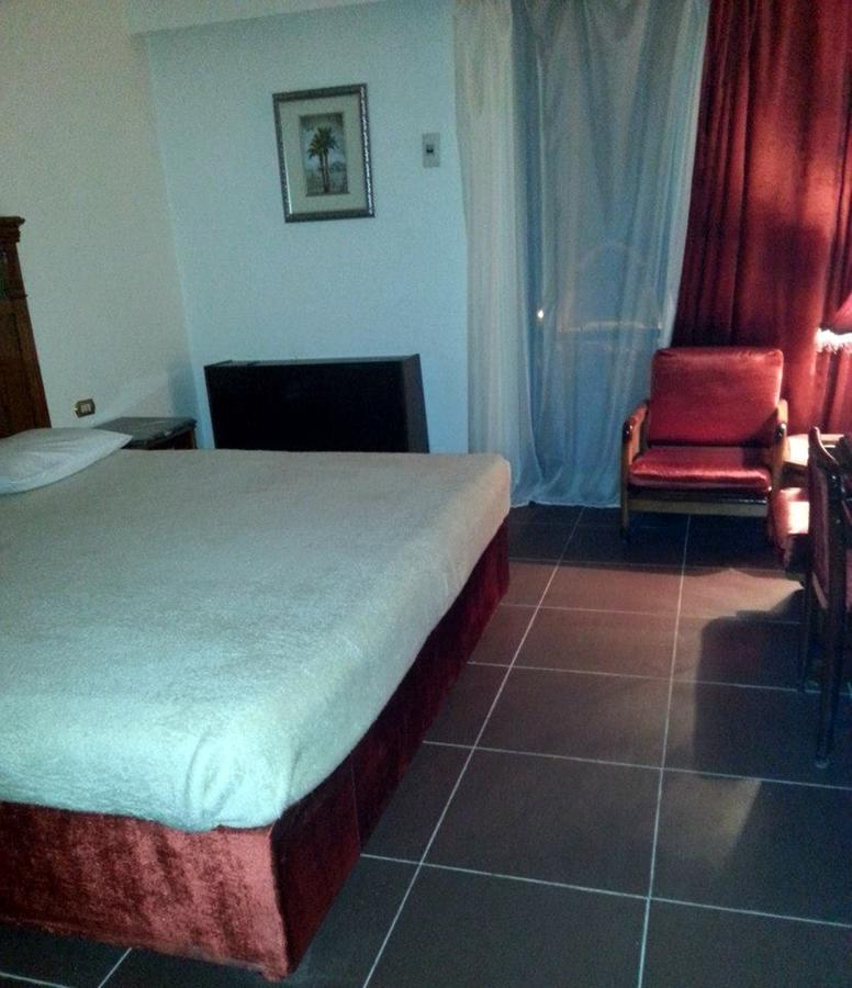 Mg Nefertiti Hotel Эль-Минья Номер фото