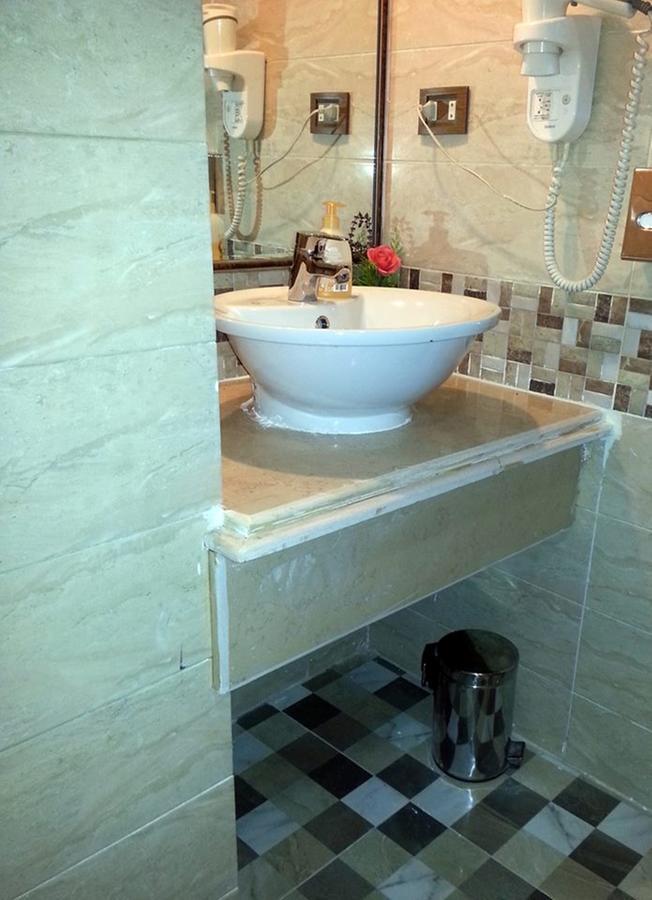 Mg Nefertiti Hotel Эль-Минья Номер фото