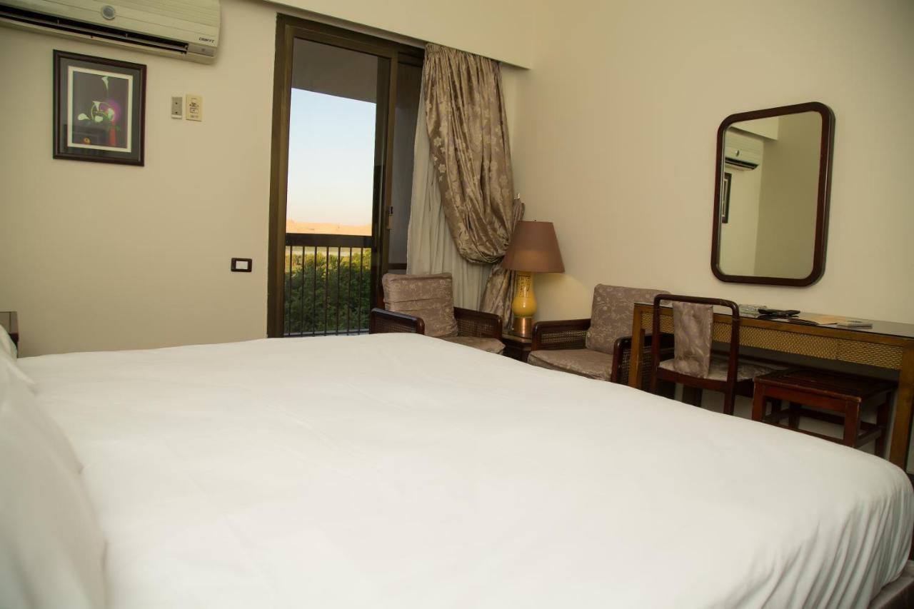 Mg Nefertiti Hotel Эль-Минья Экстерьер фото